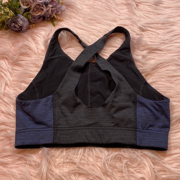 Outdoor Voices Tech Sweat Key Black Blue Sports Bra sz S - Picture 9 of 11